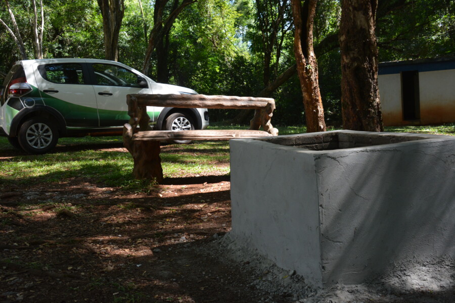 secretaria-de-obras-realiza-revitalizacao-de-churrasqueiras-no-parque-municipal-da-faguense