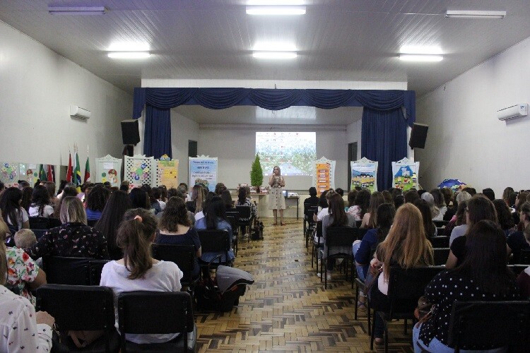 encontro-debate-a-reestruturacao-da-base-nacional-comum-curricular-para-educacao-infantil