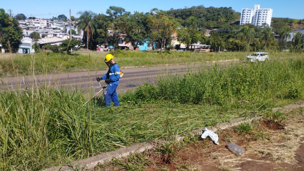 prefeitura-intensifica-acoes-de-limpeza-e-organizacao-urbana-nos-bairros-do-municipio