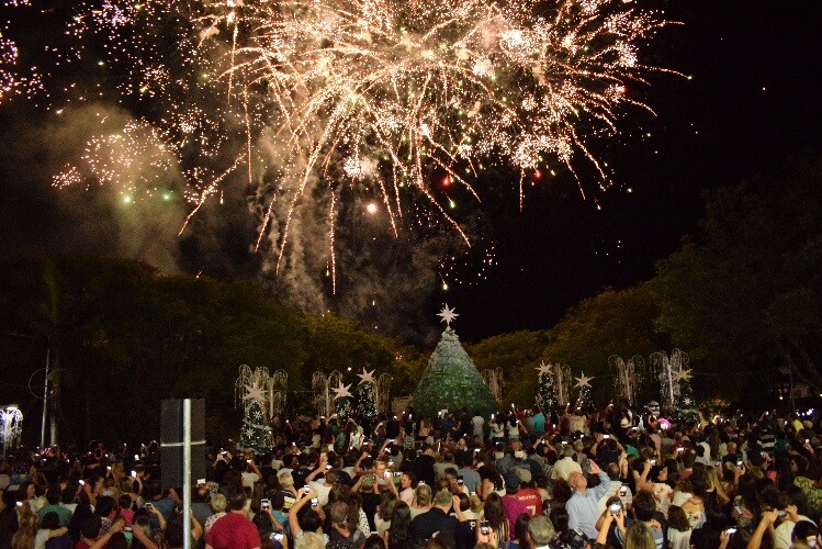 abertura-do-frederico-em-luz-reune-milhares-de-espectadores