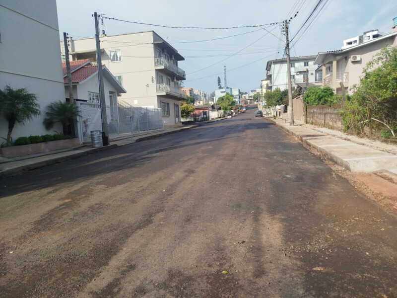 concluida-a-pavimentacao-da-rua-paranagua