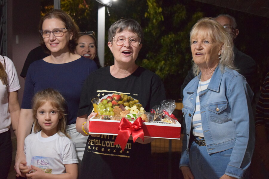 angela-maria-paloschi-mazzonetto-e-escolhida-patronesse-da-41-feira-do-livro-de-frederico-westphalen