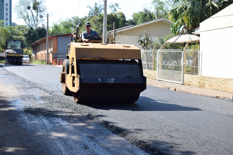 concluida-a-obra-de-pavimentacao-da-rua-das-camelias-no-bairro-aparecida