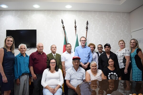 segunda-edicao-do-cafe-com-o-prefeito-e-realizada-com-moradores-do-bairro-sao-jose