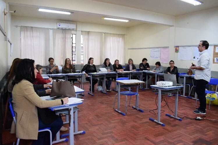 professores-da-rede-municipal-participam-de-formacao-continuada