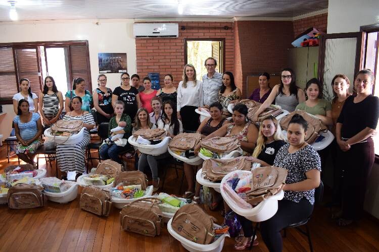 programa-mamaes-assistidas-contempla-terceira-turma-de-gestantes