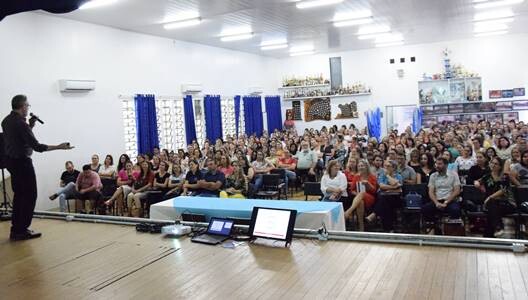 ano-letivo-2020-e-aberto-oficialmente