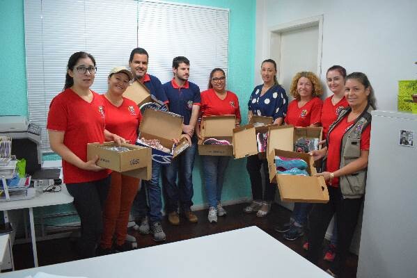 agentes-de-combate-a-endemias-recebem-equipamentos-de-epis