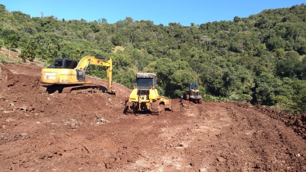 secretaria-da-agricultura-segue-realizando-melhorias-no-interior