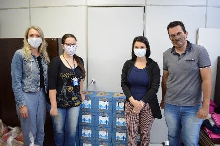 servidores-municipais-realizam-doacao-de-leite-para-a-smash