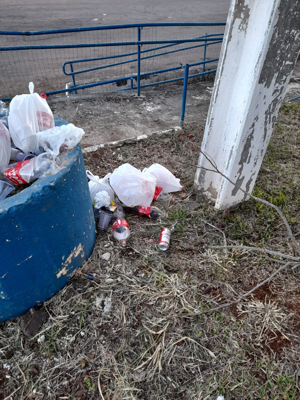 covid-19-jovens-sao-flagrados-no-parque-de-exposicoes