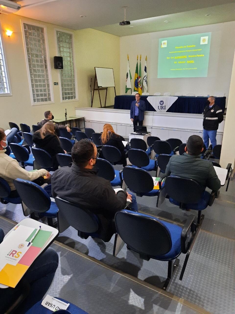 defesa-civil-realiza-reuniao-com-liderancas-dos-municipios-vizinhos
