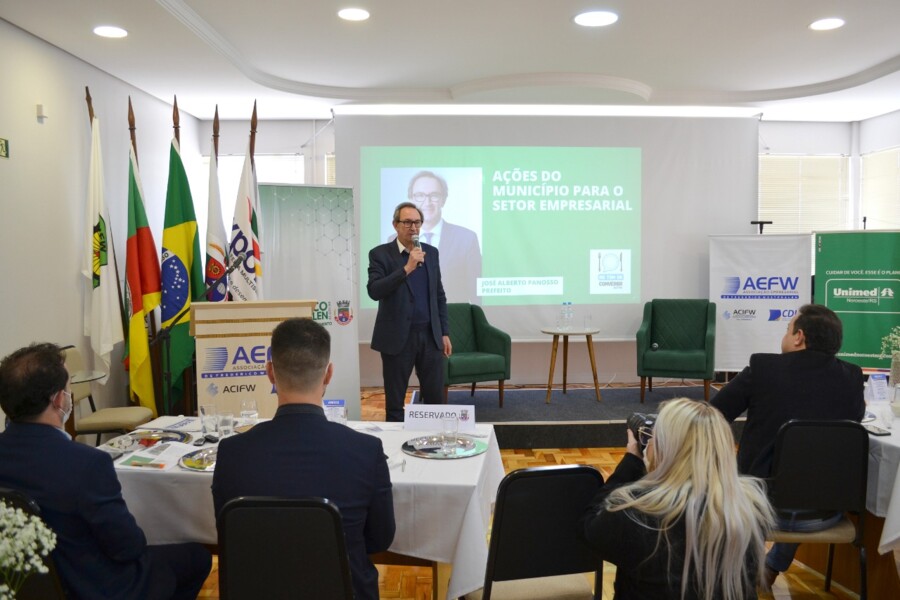 panosso-apresenta-acoes-voltadas-a-classe-empresarial