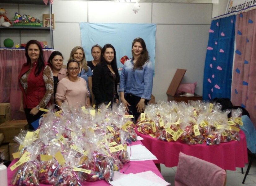 acao-especial-presenteia-criancas