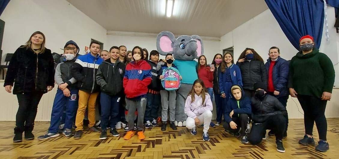 rede-municipal-acolhe-o-elefante-letrado