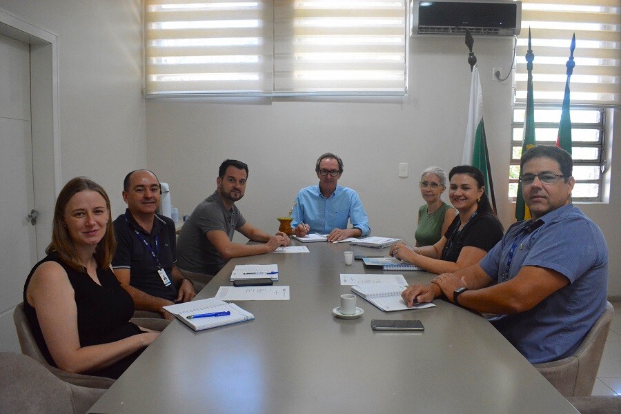 administracao-de-fw-e-uri-fw-se-reunem-para-alinhar-projetos-futuros