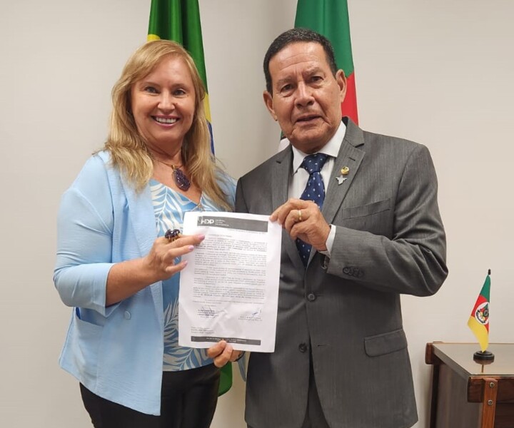secretaria-da-administracao-viaja-a-brasilia-em-busca-de-recursos