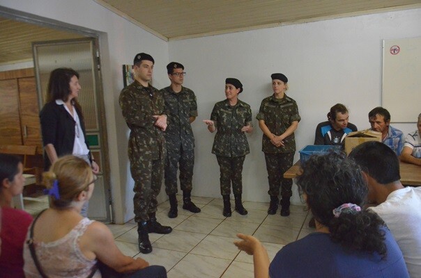 batalhao-logistico-realiza-acao-no-caps-de-fw
