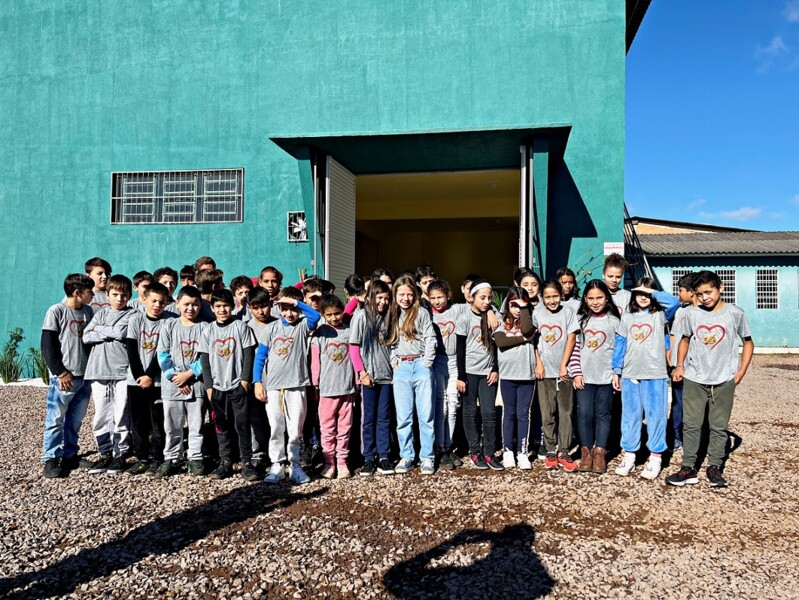 novo-pavilhao-do-projeto-arte-educacao-e-cidadania-e-inaugurado-na-escola-maria-falcon