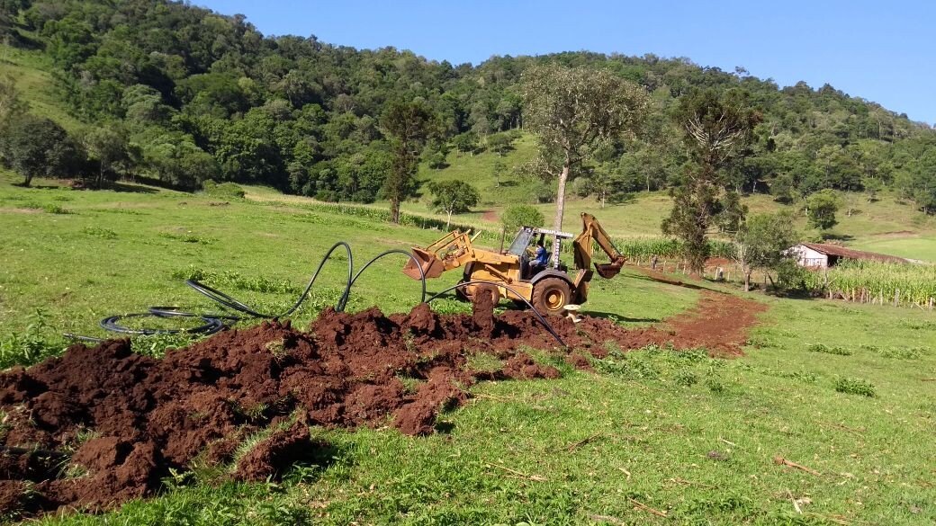 tubulacao-de-agua-na-linha-pedras-brancas-esta-proxima-de-ser-concluida