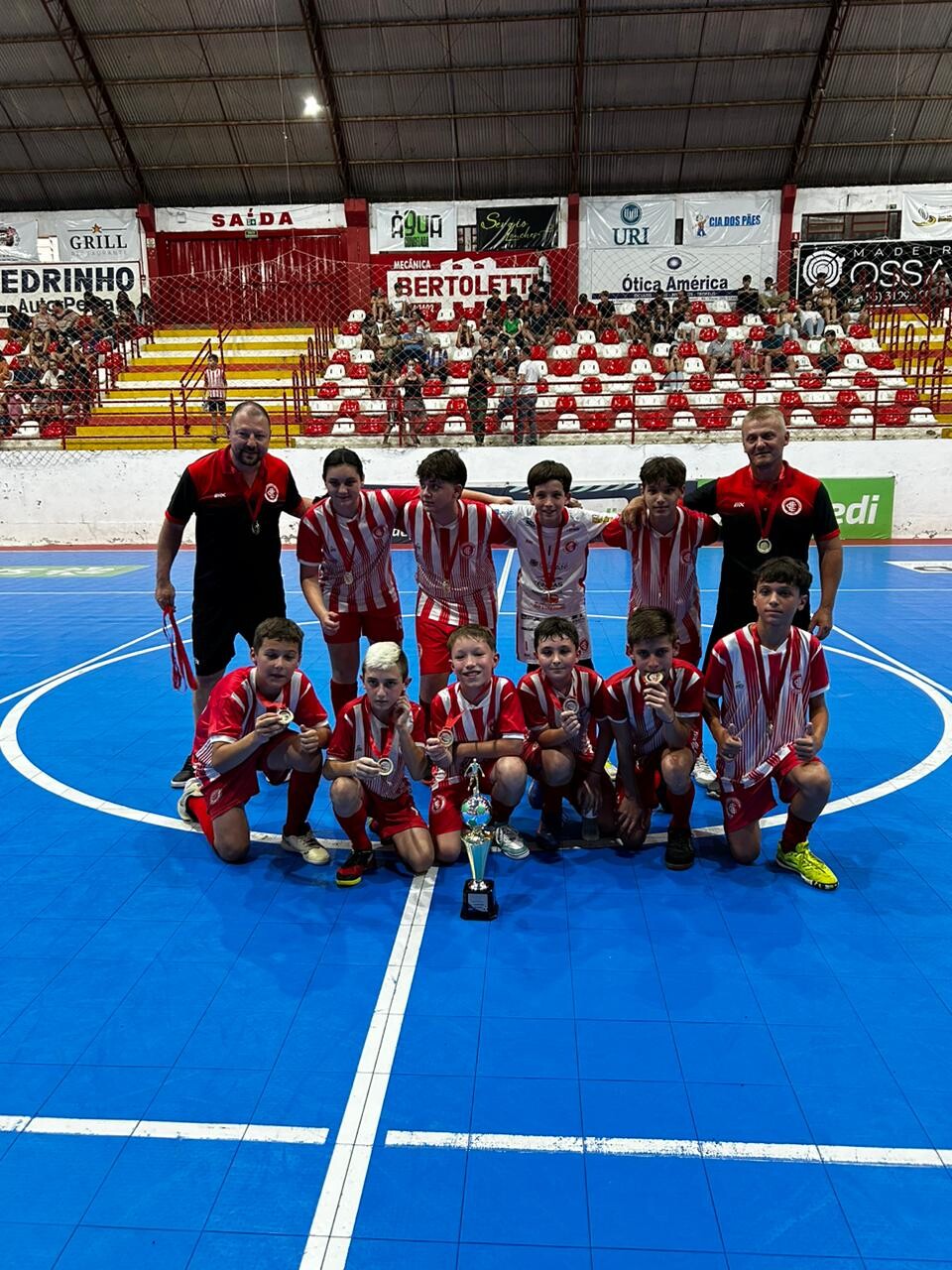 municipalito-de-futsal-encerra-com-campeoes-e-valorizando-a-recreacao