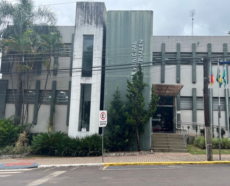 servidores-municipais-de-frederico-westphalen-terao-um-reajuste-salarial-de-627