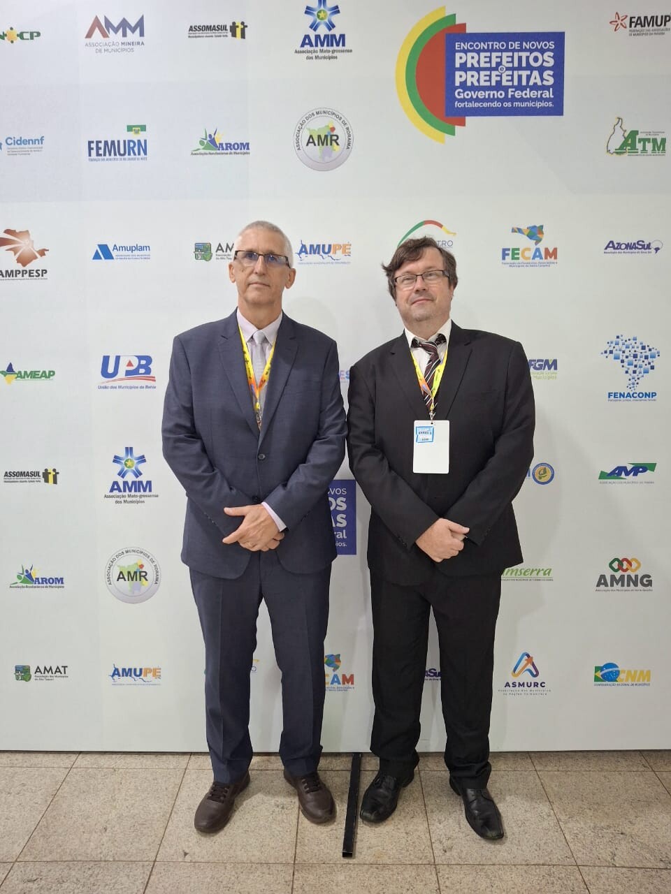 vice-prefeito-e-secretario-de-administracao-participam-do-encontro-de-novos-prefeitos-e-prefeitas-em-brasilia