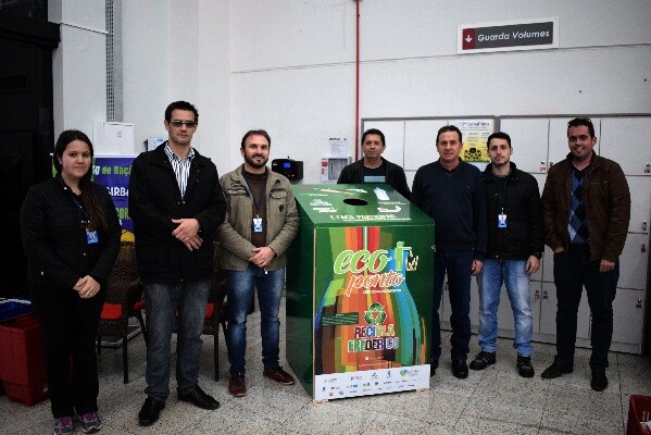 ecopontos-de-oleo-comecam-a-ser-distribuidos