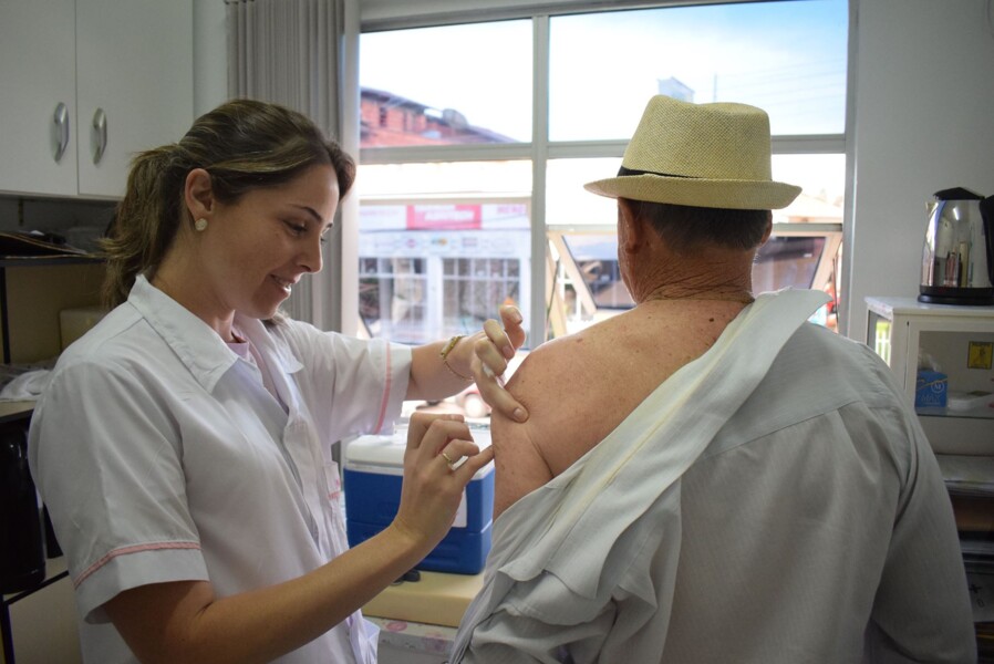 ampliado-o-prazo-e-a-faixa-etaria-para-a-vacinacao-contra-a-gripe