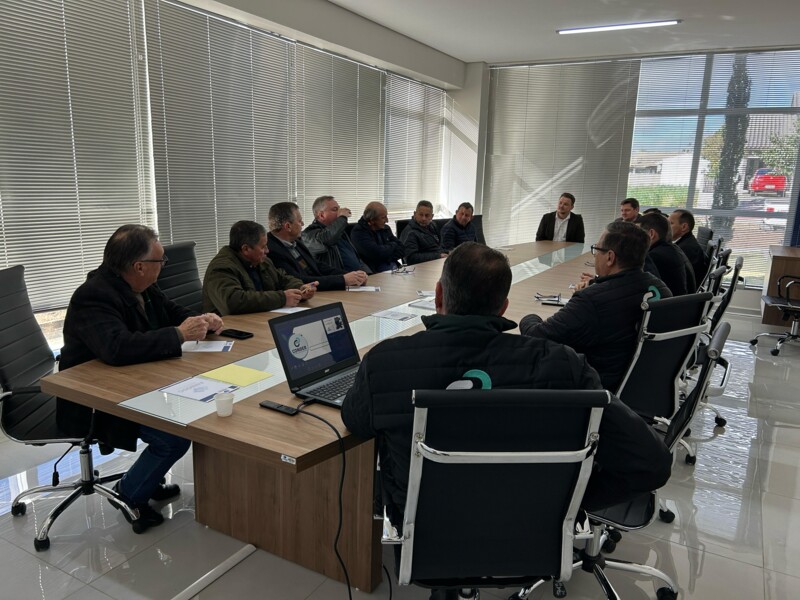 amzop-amplia-debate-sobre-producao-de-asfalto-na-regiao-apos-missao-tecnica-a-consorcio-catarinense-conder