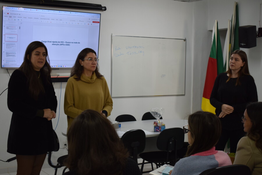 profissionais-de-saude-participam-de-capacitacao-sobre-fluxos-de-exames-complementares-na-2-crs