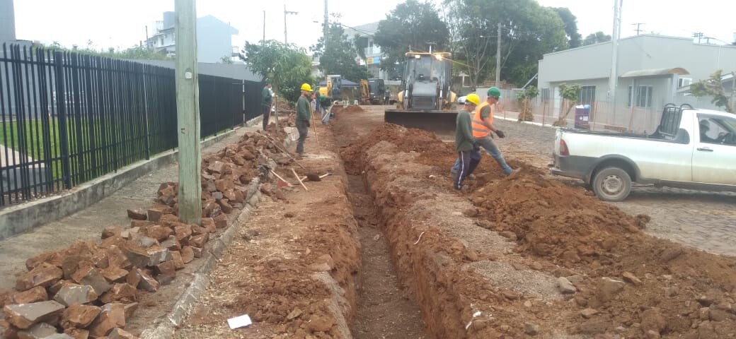 corsan-inicia-pelo-bairro-jardim-primavera-obras-de-r-51-milhoes-para-implantacao-de-esgotamento-sanitario-no-municipio