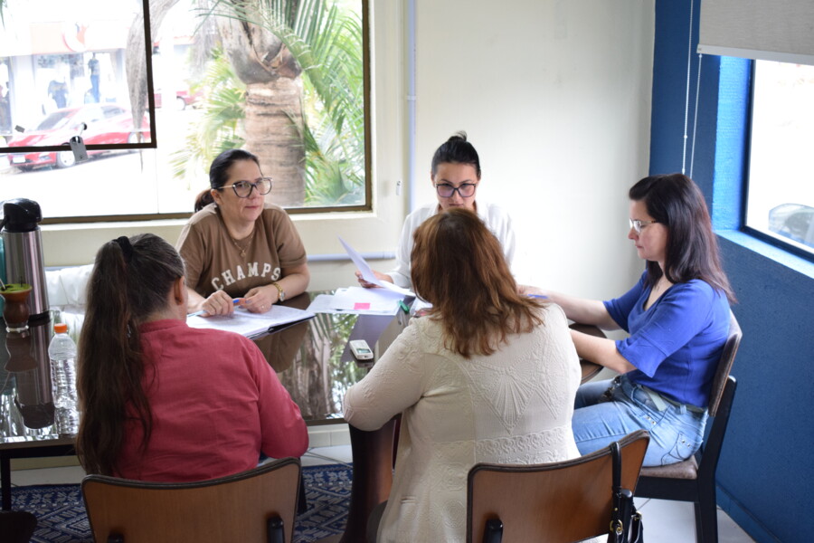 smec-promove-reunioes-de-alinhamento-e-produtividade-para-a-educacao-no-municipio