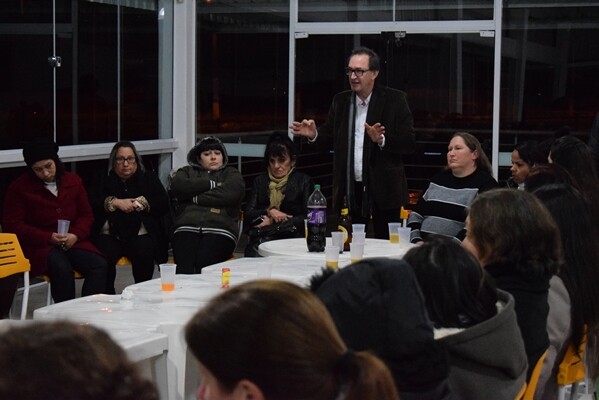reuniao-de-trabalho-e-realizada-com-as-serventes-do-municipio