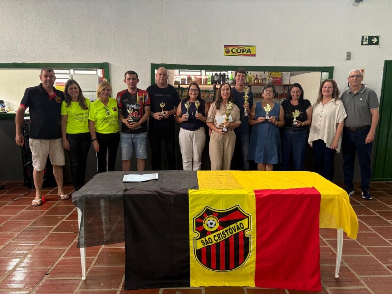 sociedade-esportiva-sao-cristovao-realiza-com-sucesso-o-1-campeonato-de-canastra