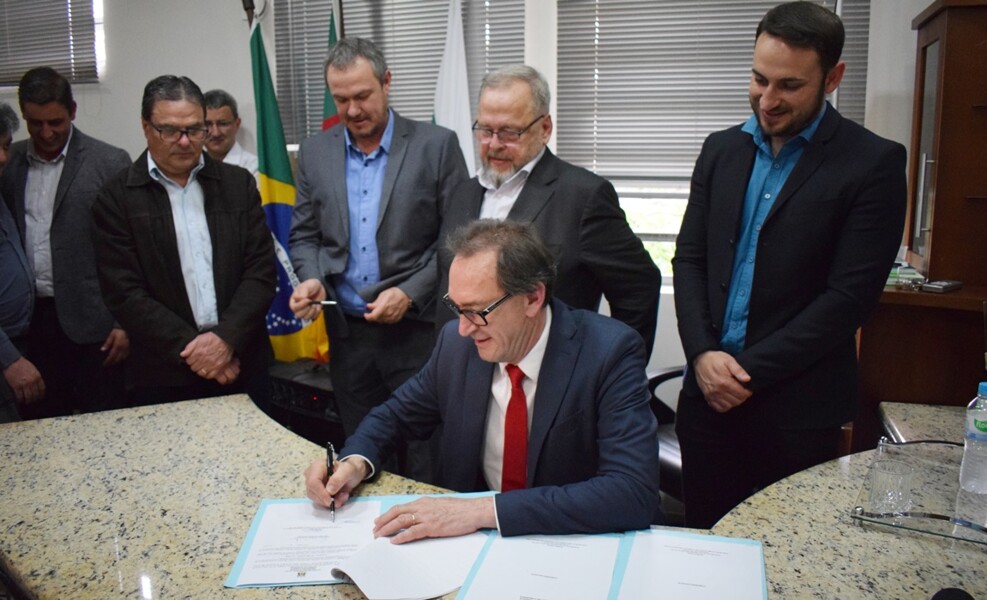 assinado-convenio-para-a-implantacao-do-setor-de-oncologia-do-hdp