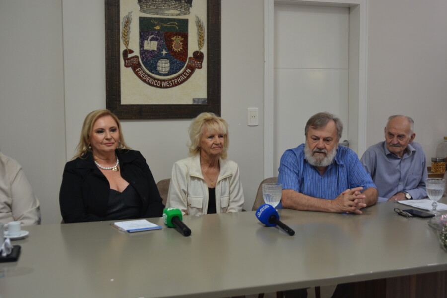 marizete-frozzi-assume-prefeitura-durante-afastamento-do-prefeito-orlando-girardi