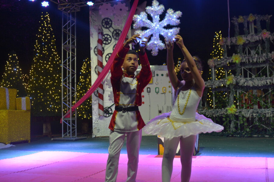 arte-emocao-e-encantamento-marcam-noite-cultural-do-frederico-em-luz-no-ultimo-sabado